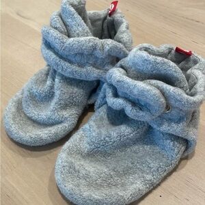 24 Month Fleece Zutano Booties | Gray